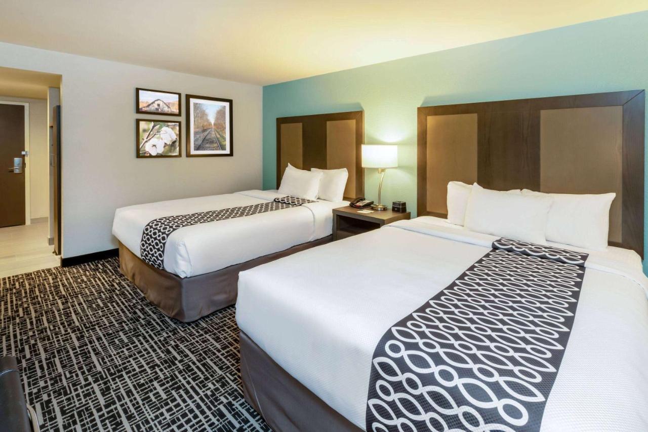 La Quinta By Wyndham Jonesboro Hotell Exteriör bild