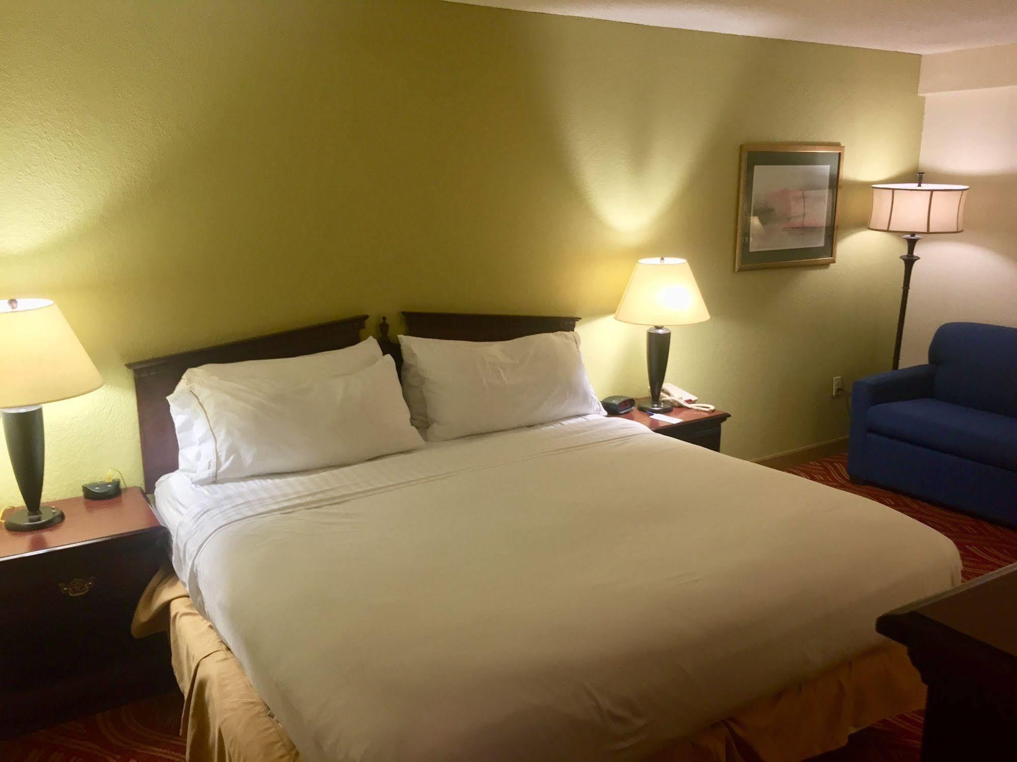 La Quinta By Wyndham Jonesboro Hotell Exteriör bild